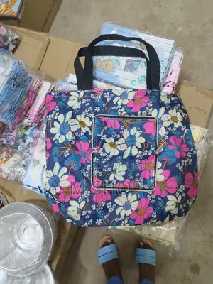 Tote Bag in Different Colors
