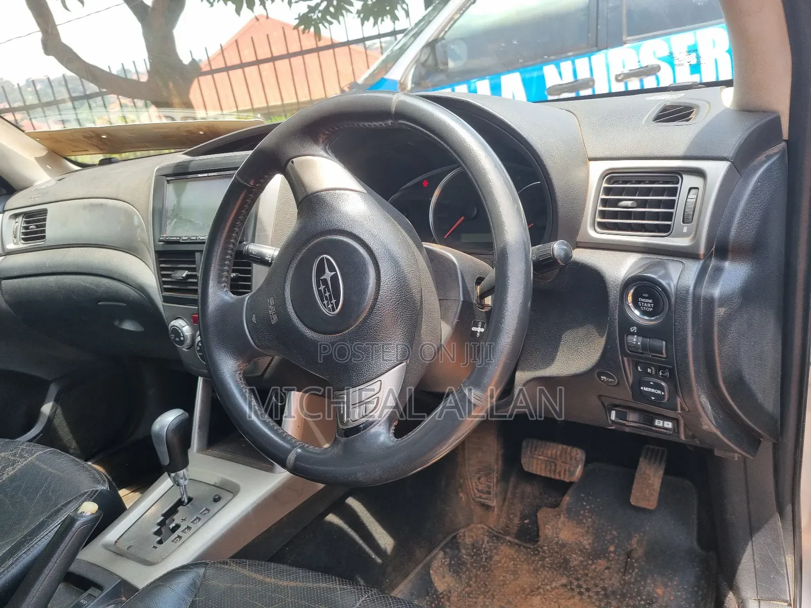 Subaru Legacy 2010 Silver