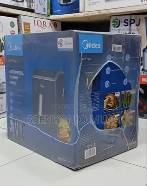 Midea Air Fryer Oven 7l Digital Display 8-in-1 With Touch Control.