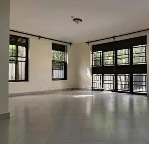 3bdrm Duplex in Muyenga, Central Division for rent