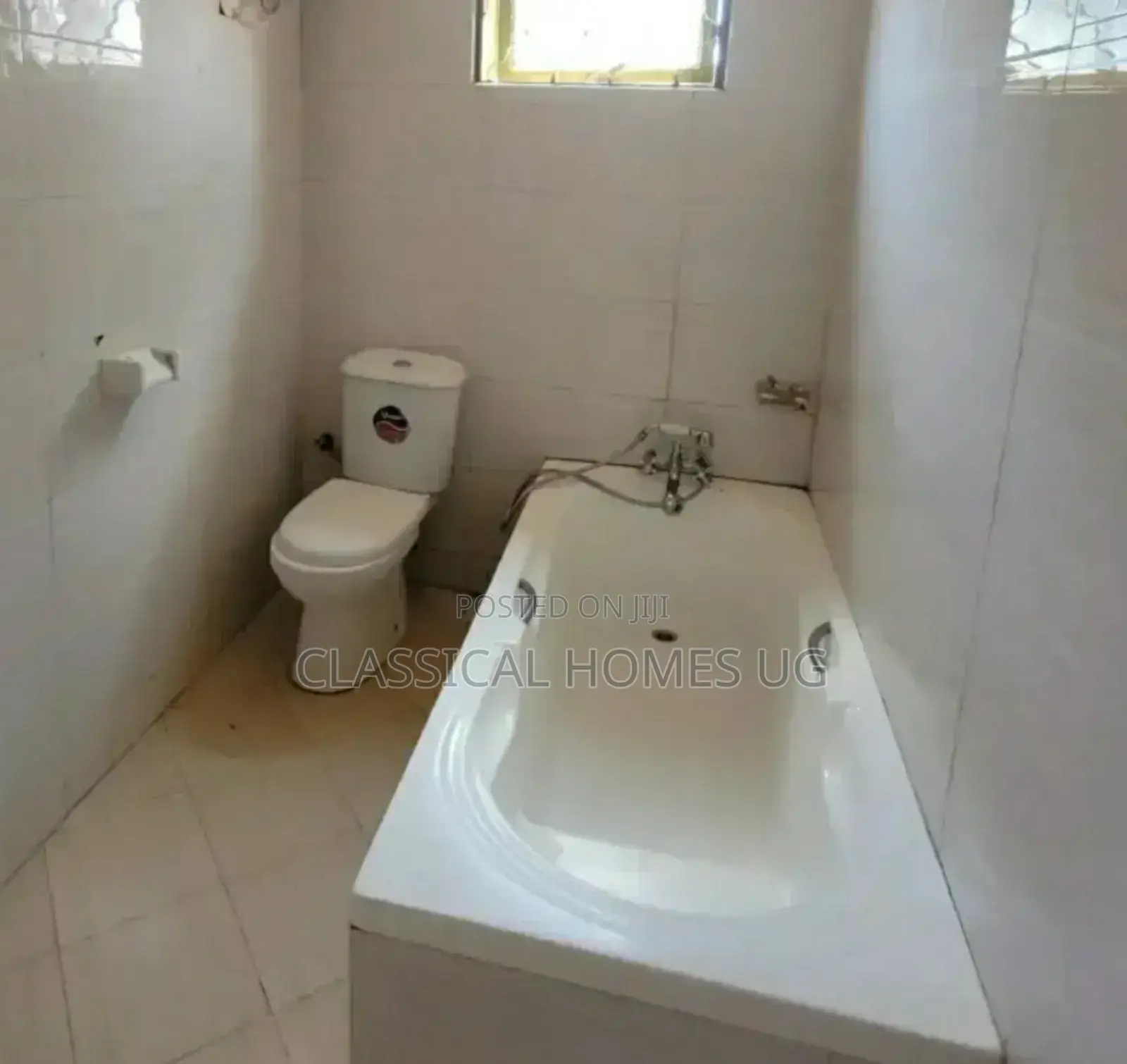 3bdrm Duplex in Muyenga, Central Division for rent