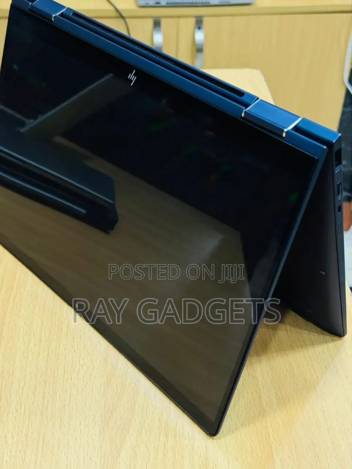 New Laptop HP EliteBook X360 1030 16GB Intel Core i7 SSD 512GB