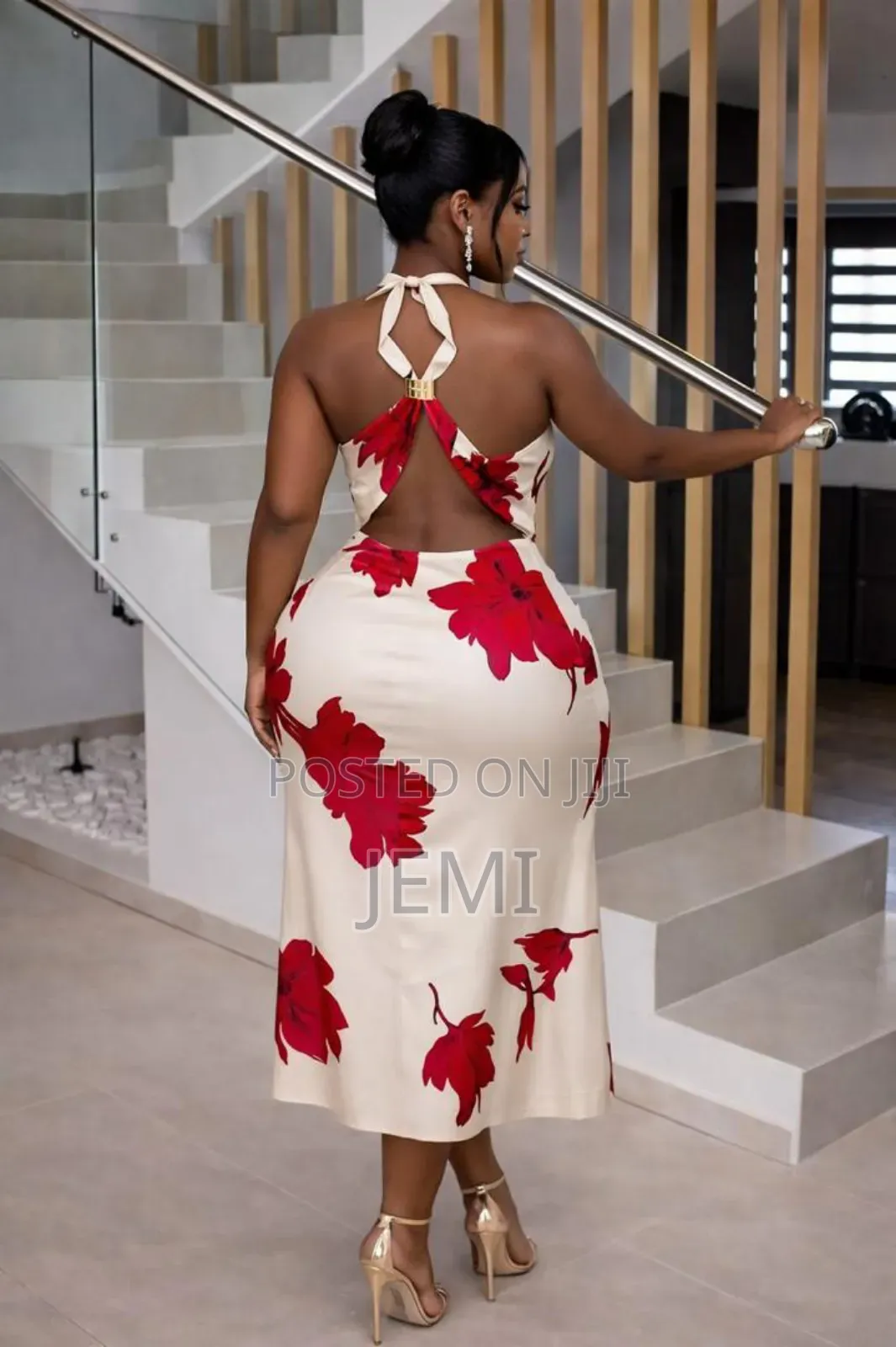 Backshow Dresses