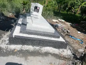 Terazo Graves Available 42