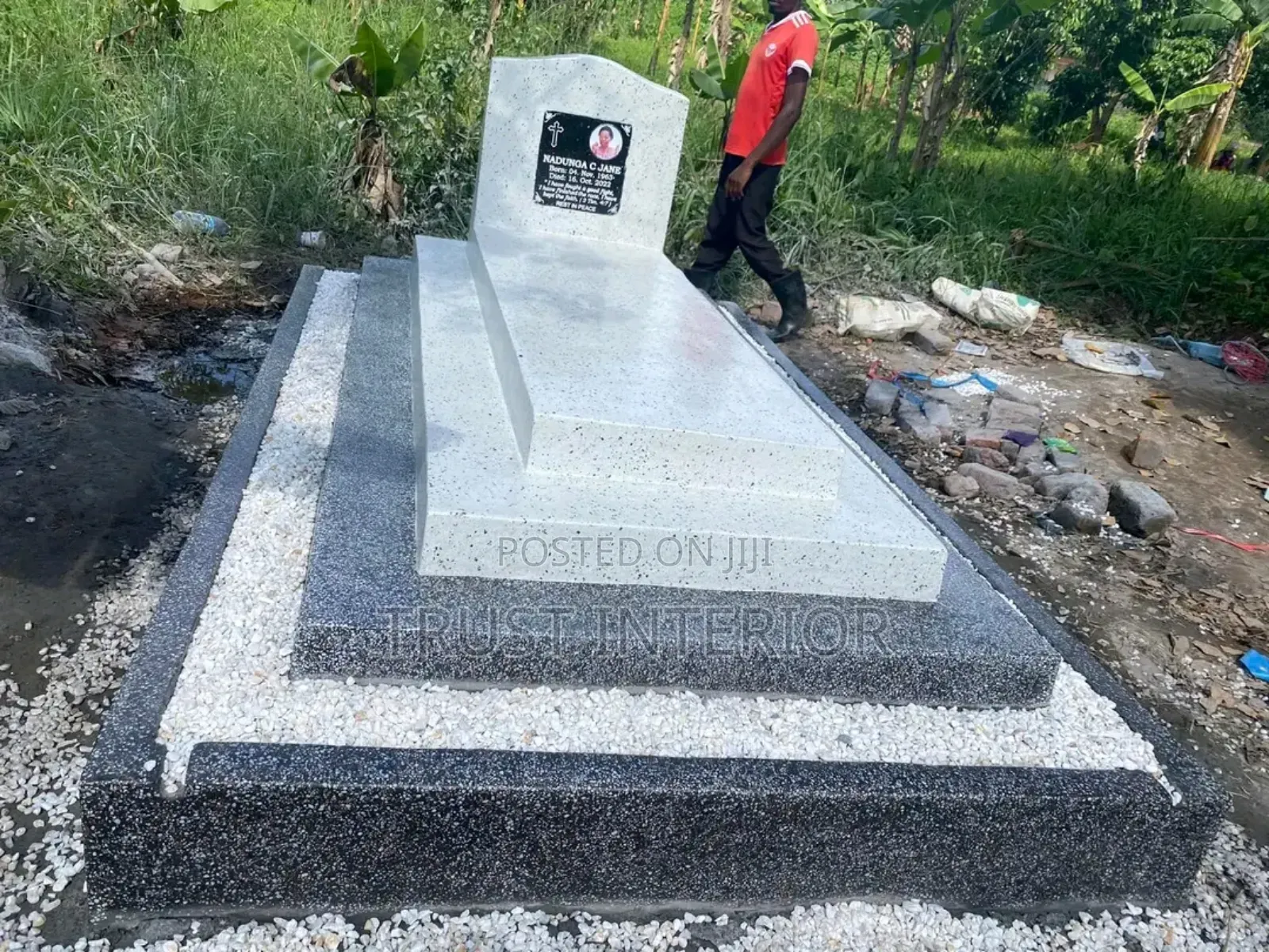 Terazo Graves Available 42