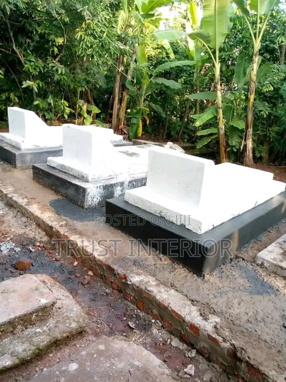 Grave Experts 32