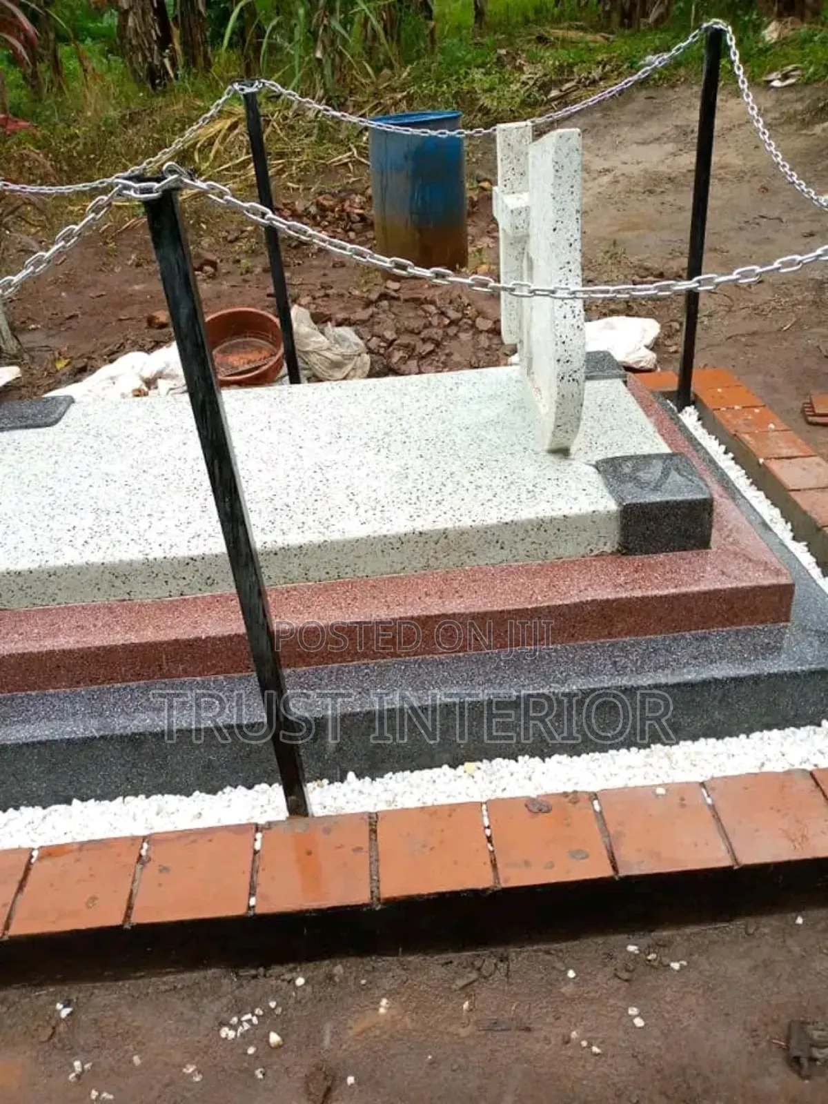 Grave Experts 32