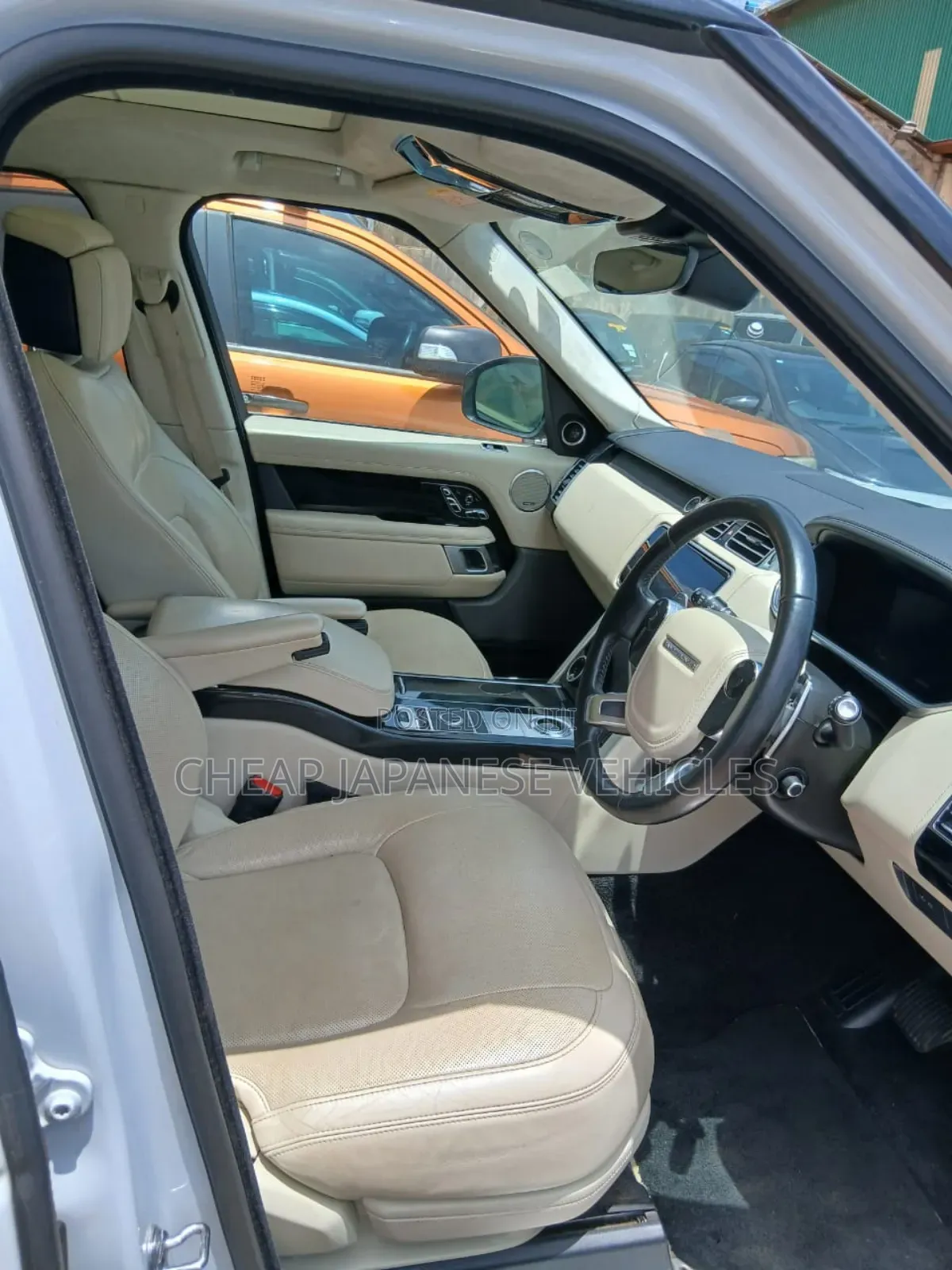 Land Rover Range Rover Vogue 2019 White