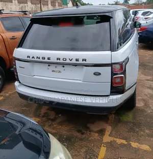 Land Rover Range Rover Vogue 2019 White