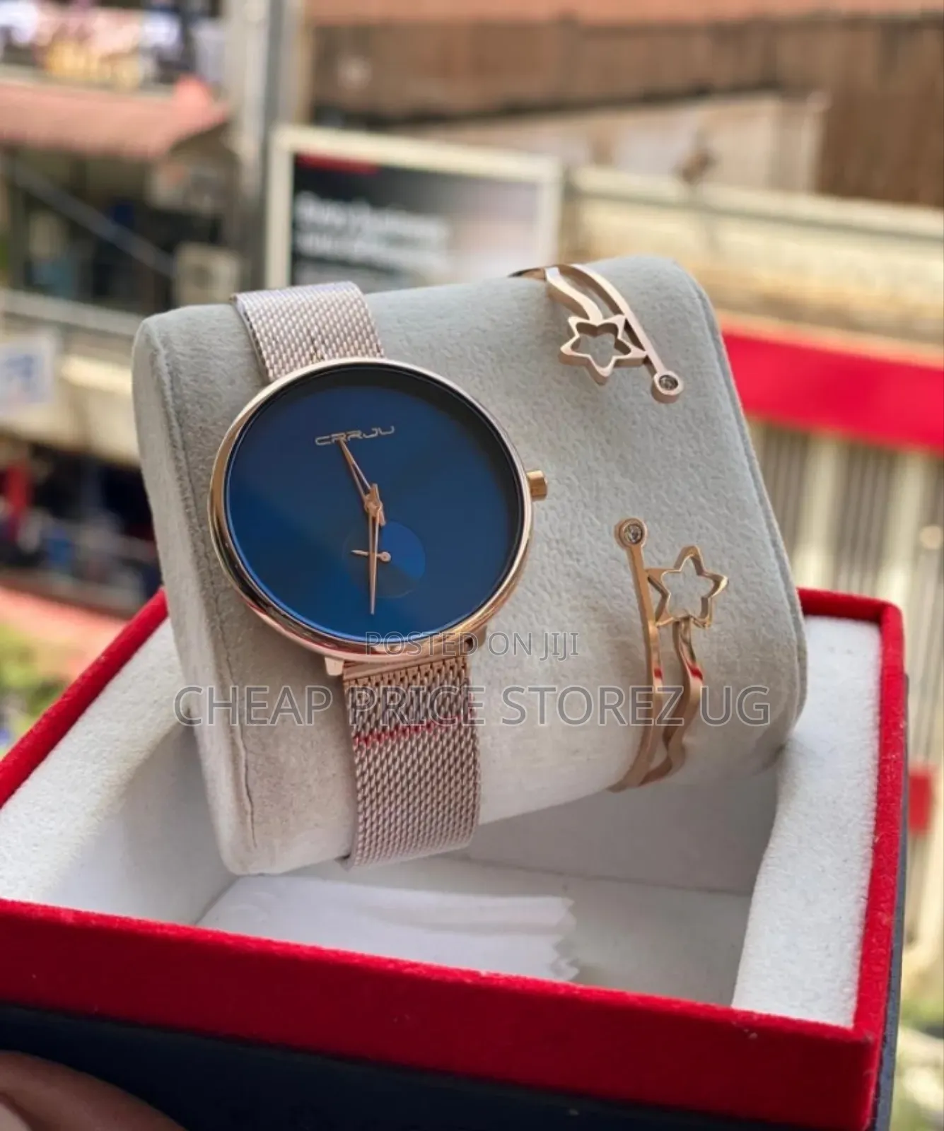 Classic Ladies Bracelet Watch Rose Gold