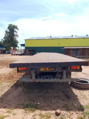 Scania P380 Semi Trailer With Flat Bed