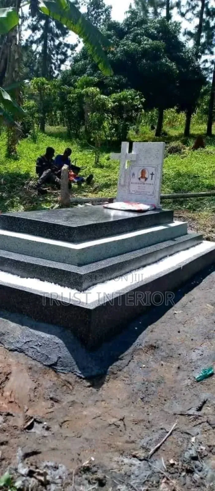 Grave Makers
