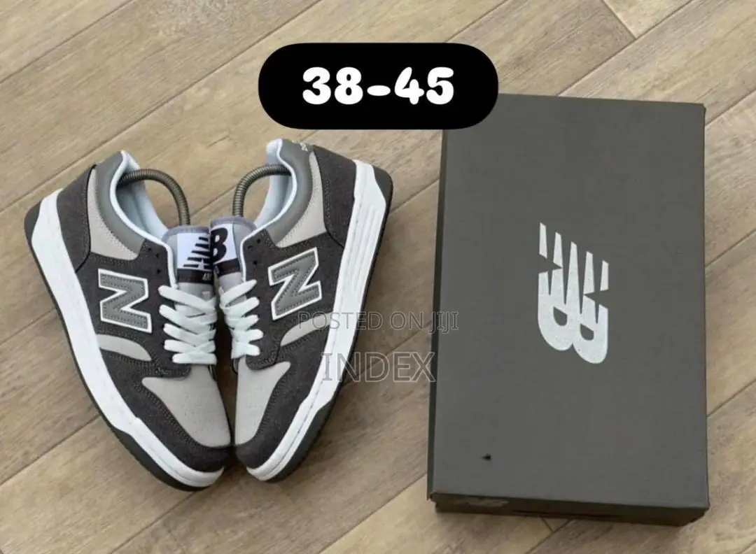 Nb Sneakers