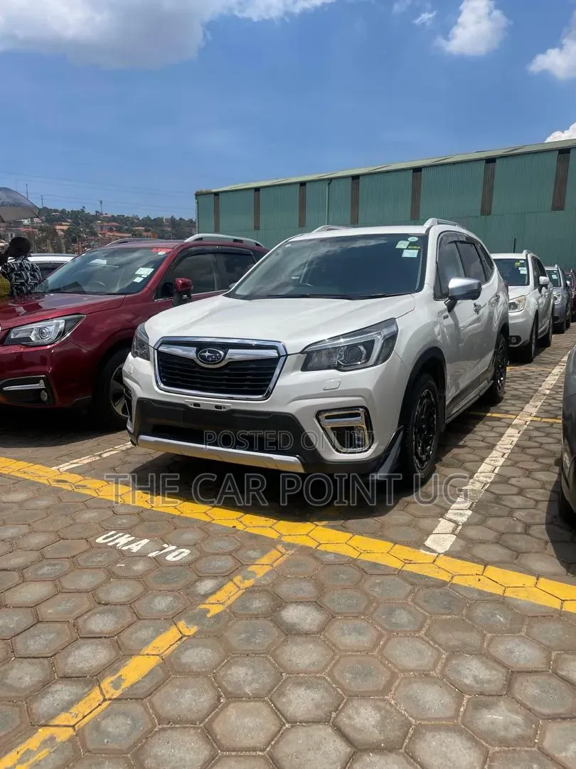 Subaru Forester 2018 Pearl