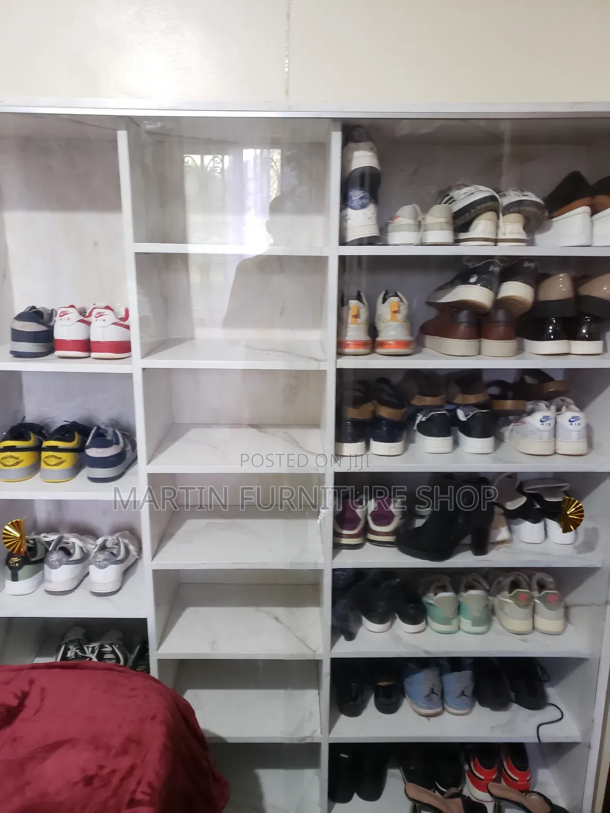Wood and Glass Shoe Rack 5x6feet With Sliding Glasses