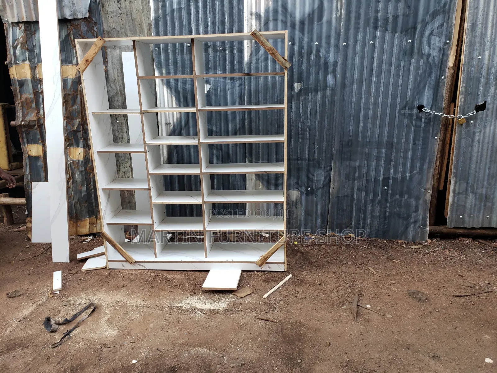 An Open Shoe Rack 5x6feet