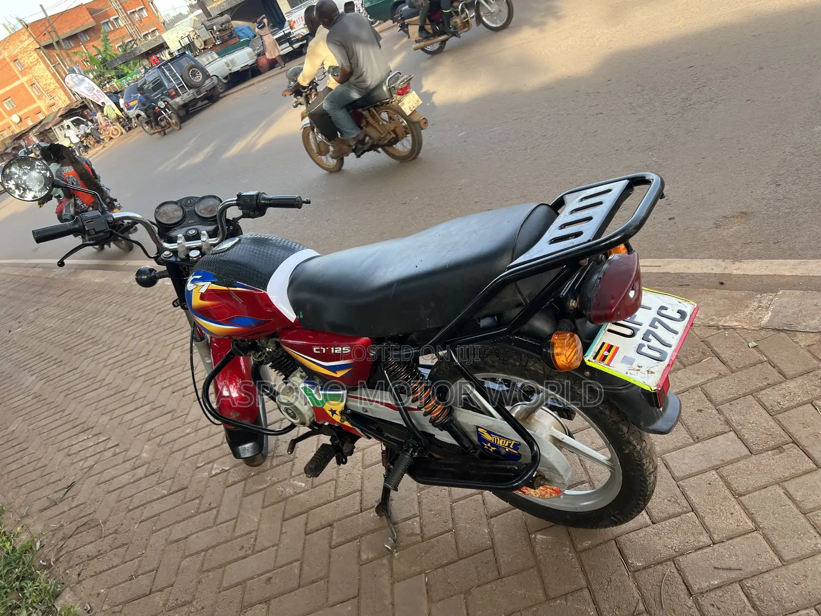 Bajaj CT 125X 2023 Red