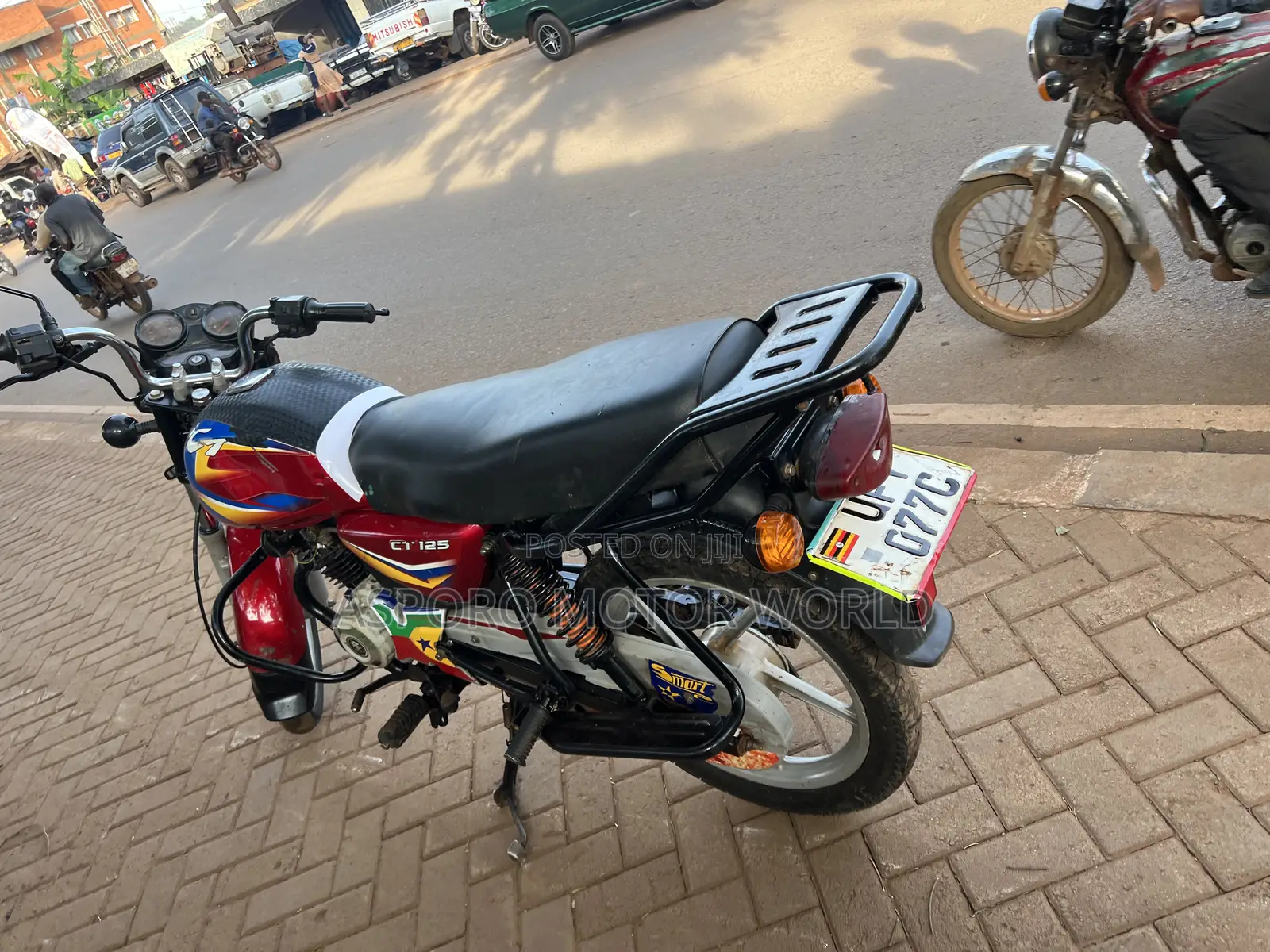 Bajaj CT 125X 2023 Red