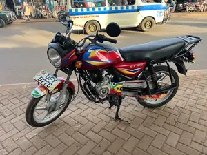 Bajaj CT 125X 2023 Red