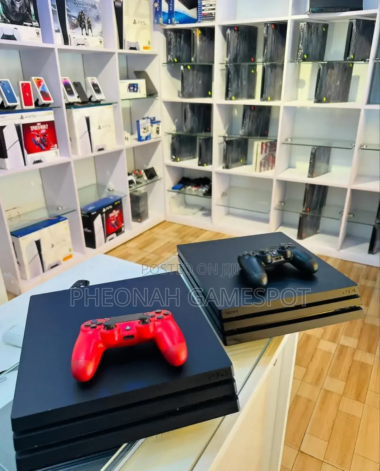 Ps4 Pro; Playstation 4 Pro. 2 Pads, 32 Games, It's a Gamer's Dream.