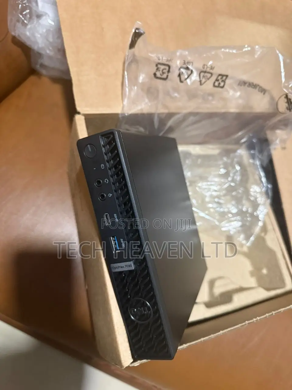 New Desktop Computer Dell Optiplex 7090 8GB Intel Core i7 SSD 256GB