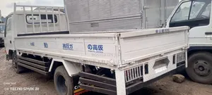 Cantter Track 4d33 Engine