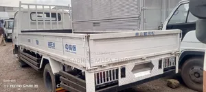 Cantter Track 4d33 Engine