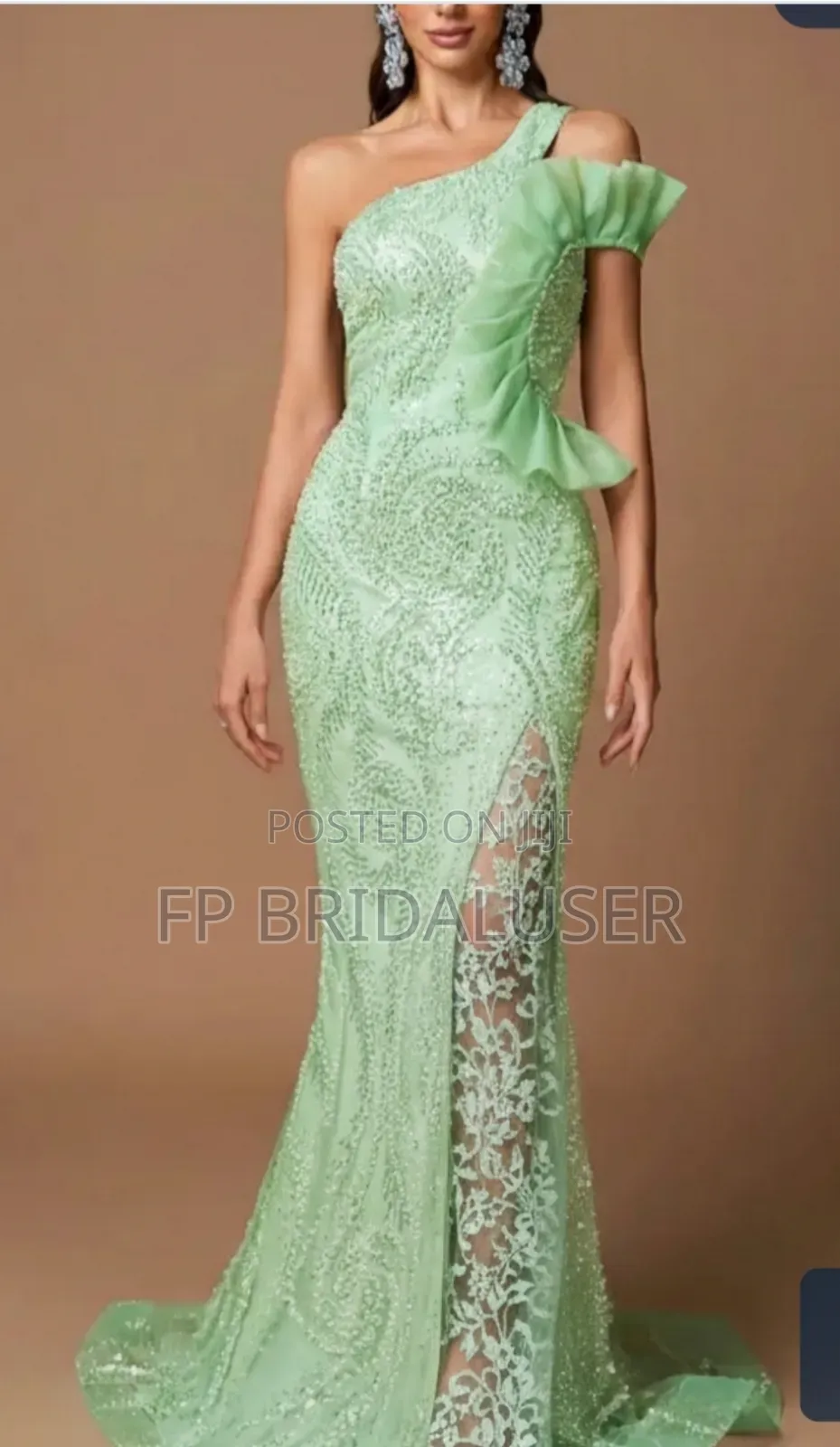 Classic Treading Dress for Hire