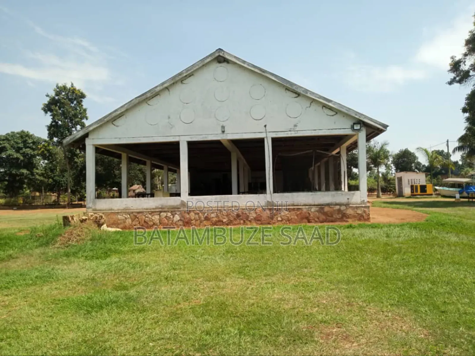 Beach on 10 Acres for Urgent Sale