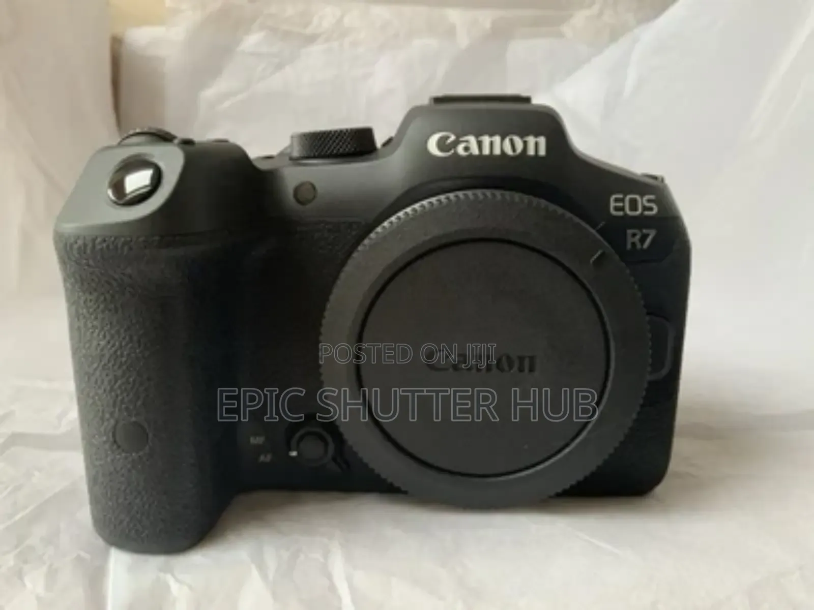 Canon Eos R7 Mirrorless Camera + Rf-S 18-150mm F3.5-6.3 Is STM Lens