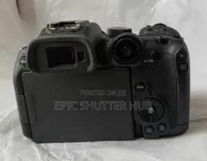 Canon Eos R7 Mirrorless Camera + Rf-S 18-150mm F3.5-6.3 Is STM Lens
