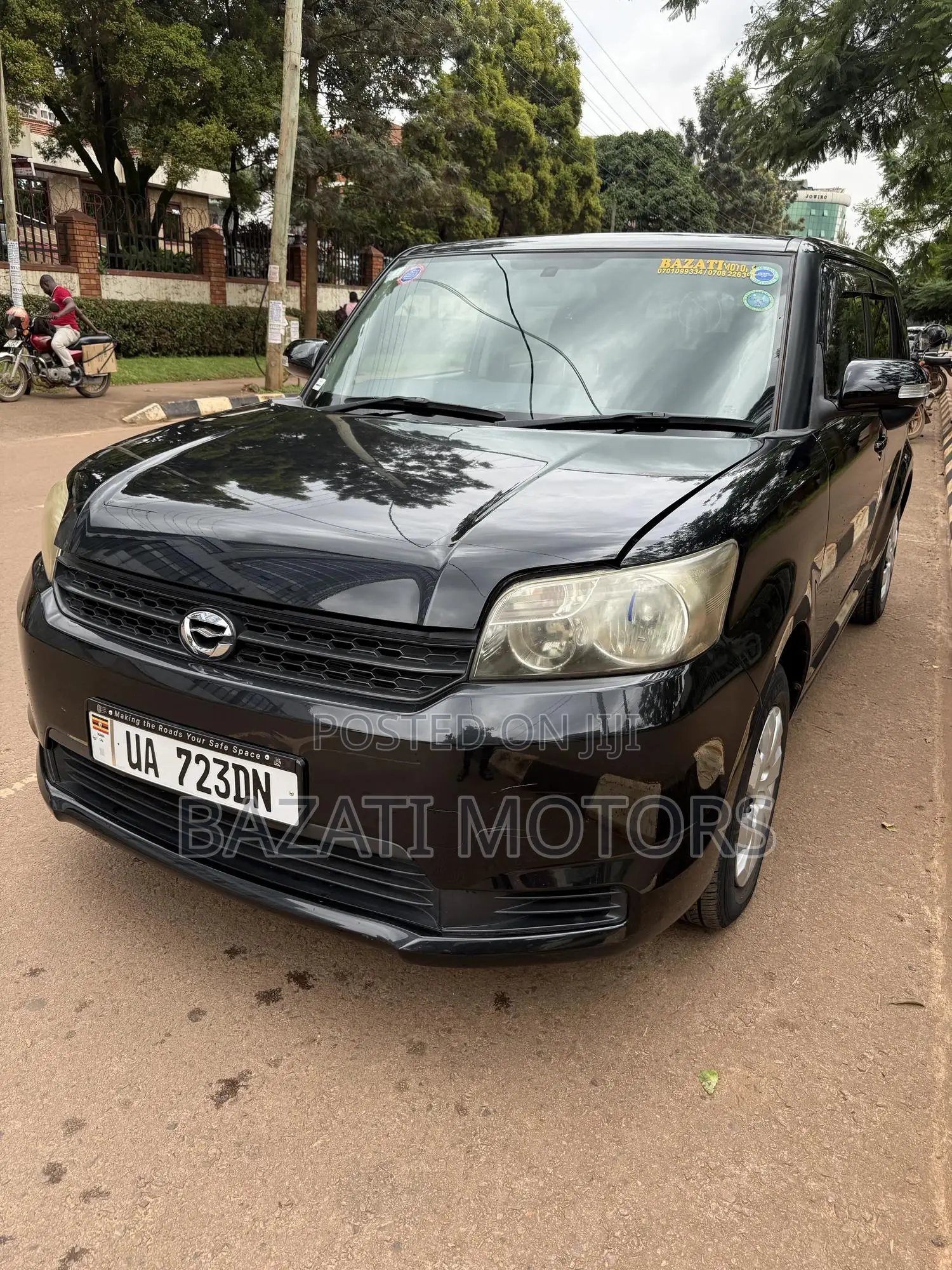 Toyota Corolla Rumion 2011 Black