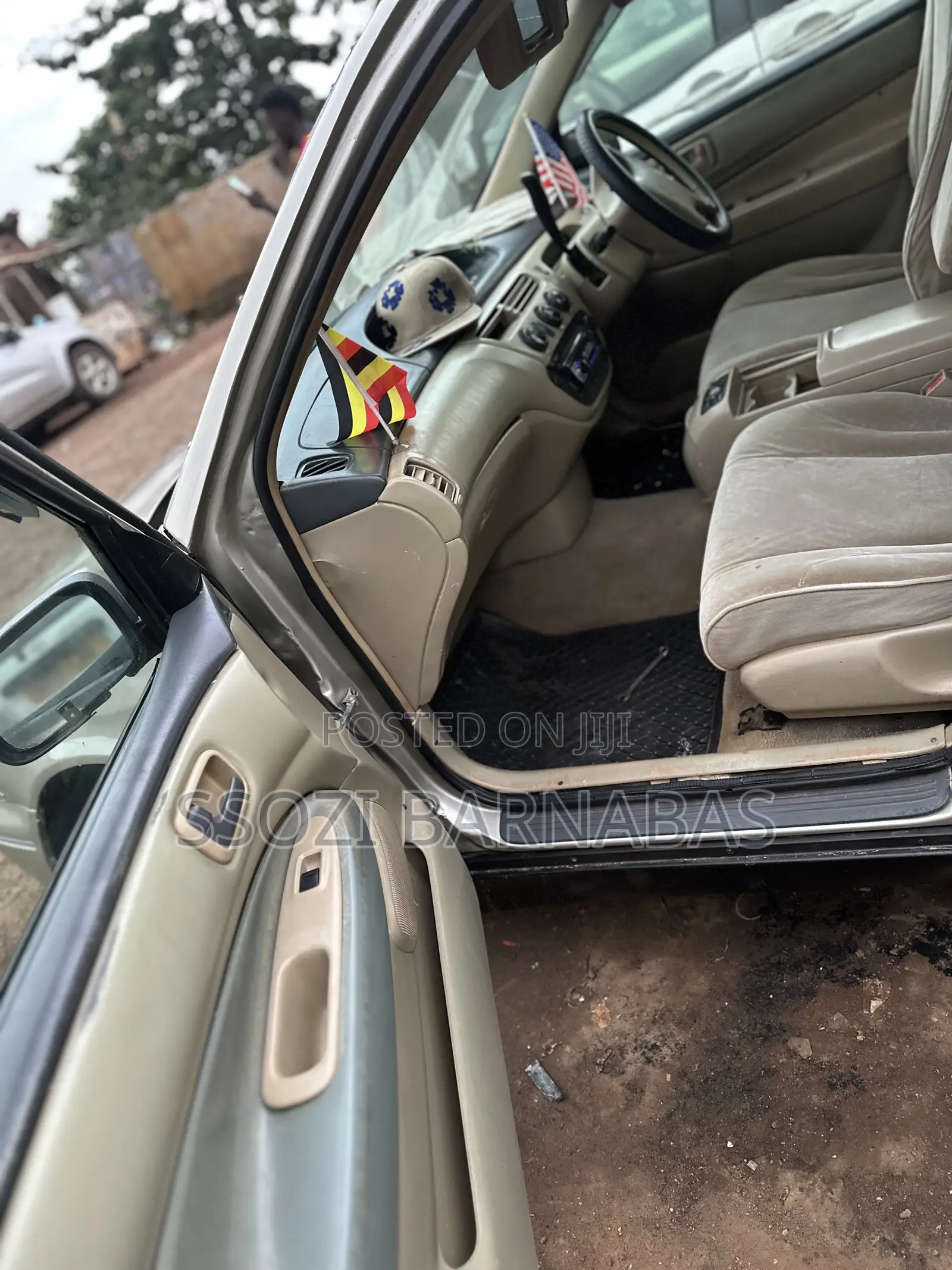 Toyota Vista 2000 Silver