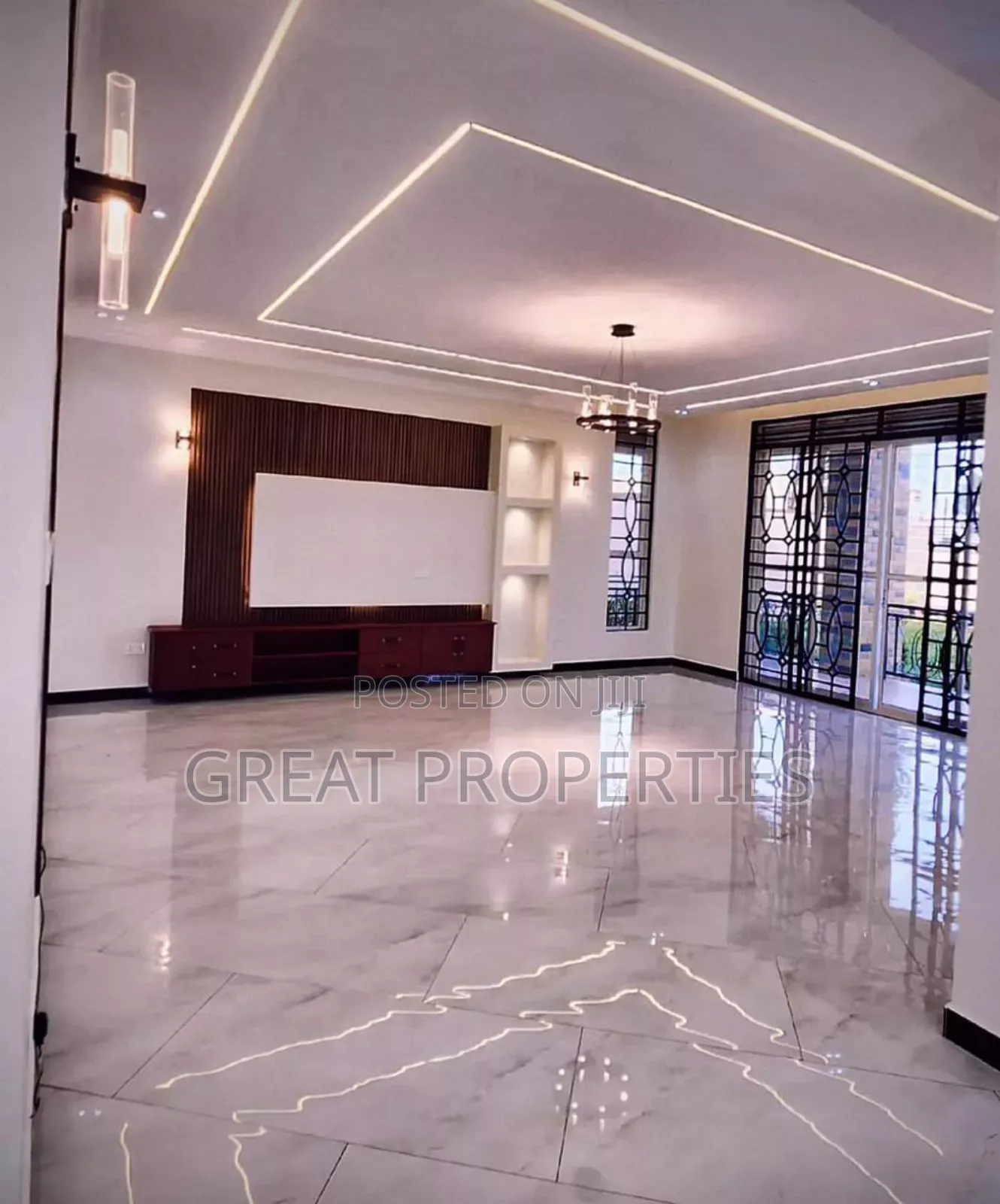 Furnished 5bdrm Mansion in Central Division for sale