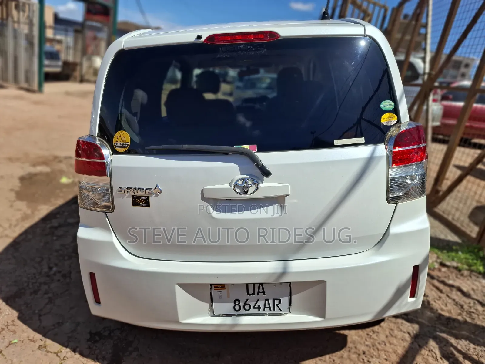 Toyota Spade 1.5 2012 Silver