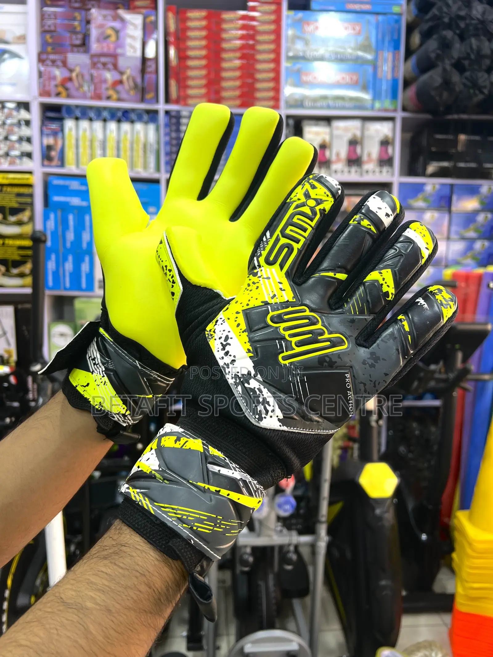 Goalkeeper Gloves (Smx)