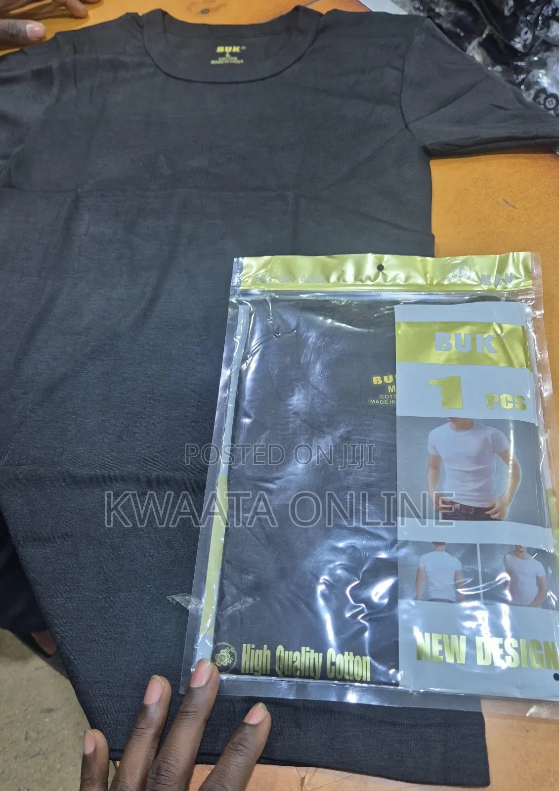 1 Piece Black Cotton Undershirts Round Neck Underwear Tshirt