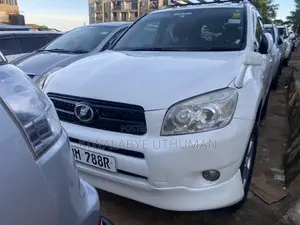 Toyota RAV4 2007 White