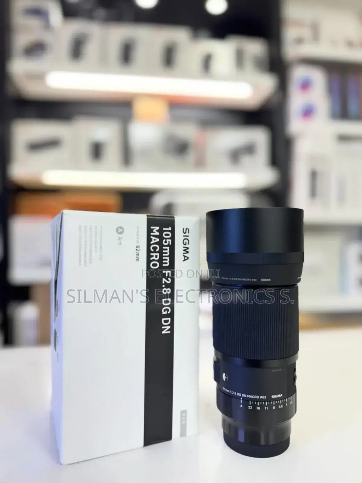 Sigma 105mm F2.8 Macro Lens
