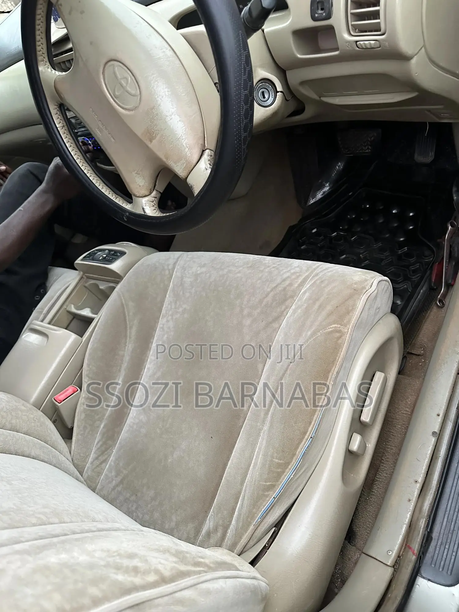 Toyota Vista 2000 Silver