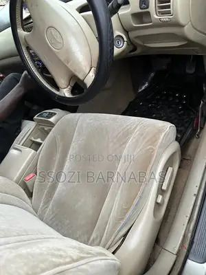 Toyota Vista 2000 Silver
