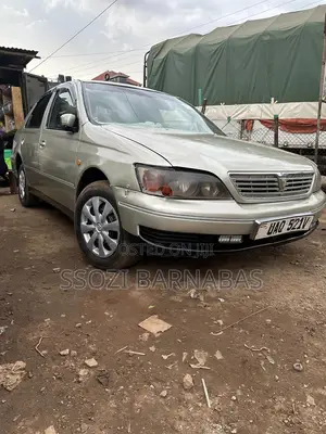 Toyota Vista 2000 Silver