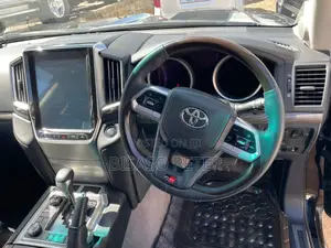Toyota Land Cruiser 4.6 V8 ZX 2010 Black