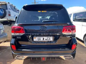 Toyota Land Cruiser 4.6 V8 ZX 2010 Black