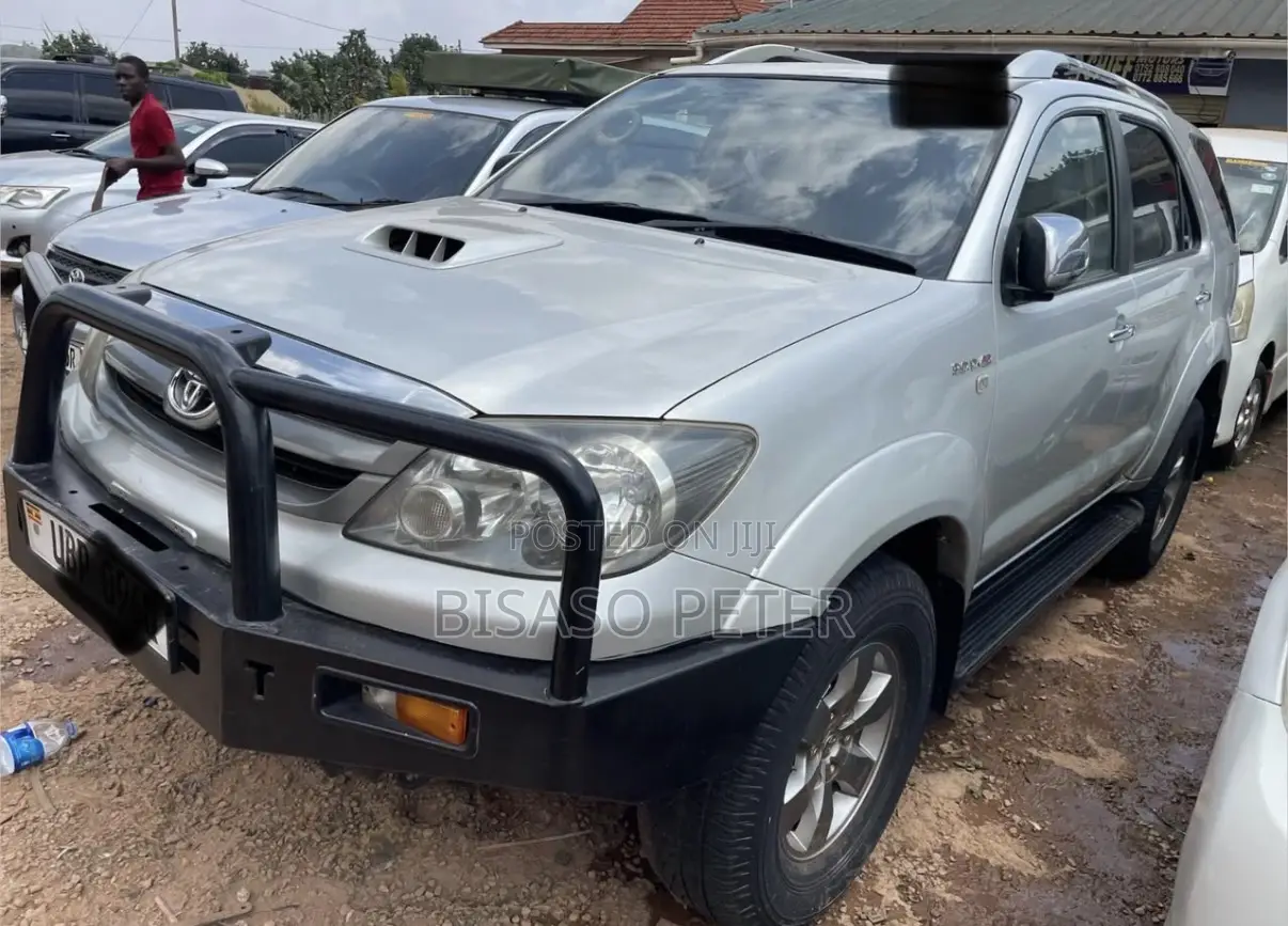 Toyota Fortuner 3.0 D AWD 2013 Silver