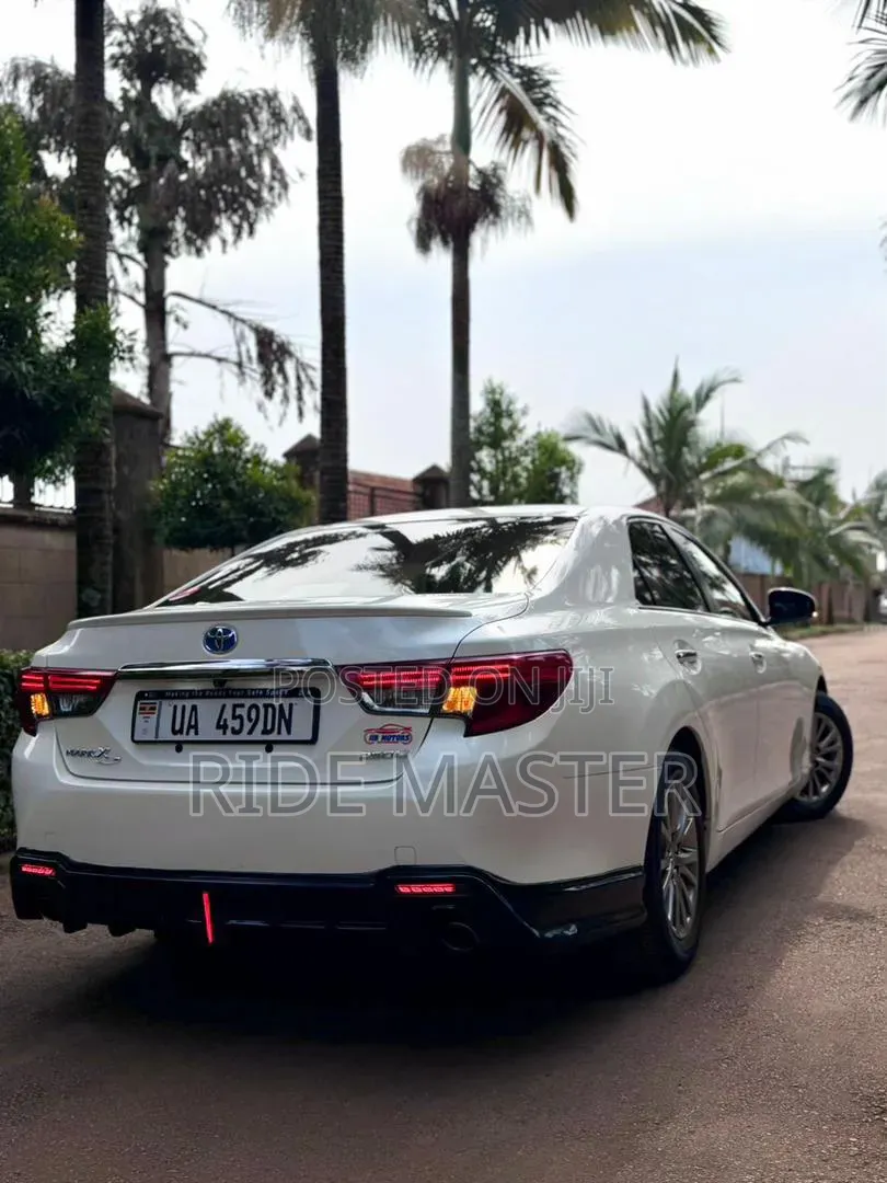 Toyota Mark X 2016 White
