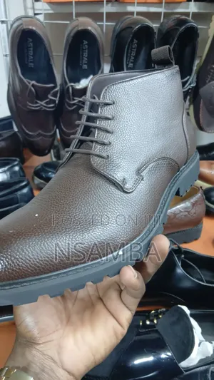 Astrale Leather Shoes