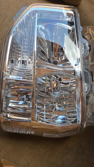 Toyota Coaster 2017 - 2020 Headlamp