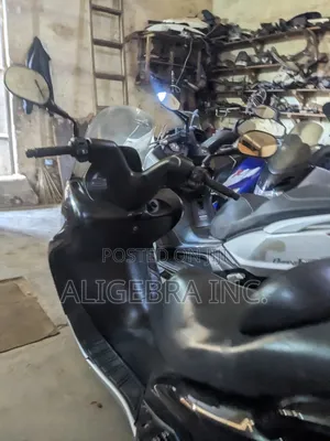 Yamaha Majesty 2020 Black