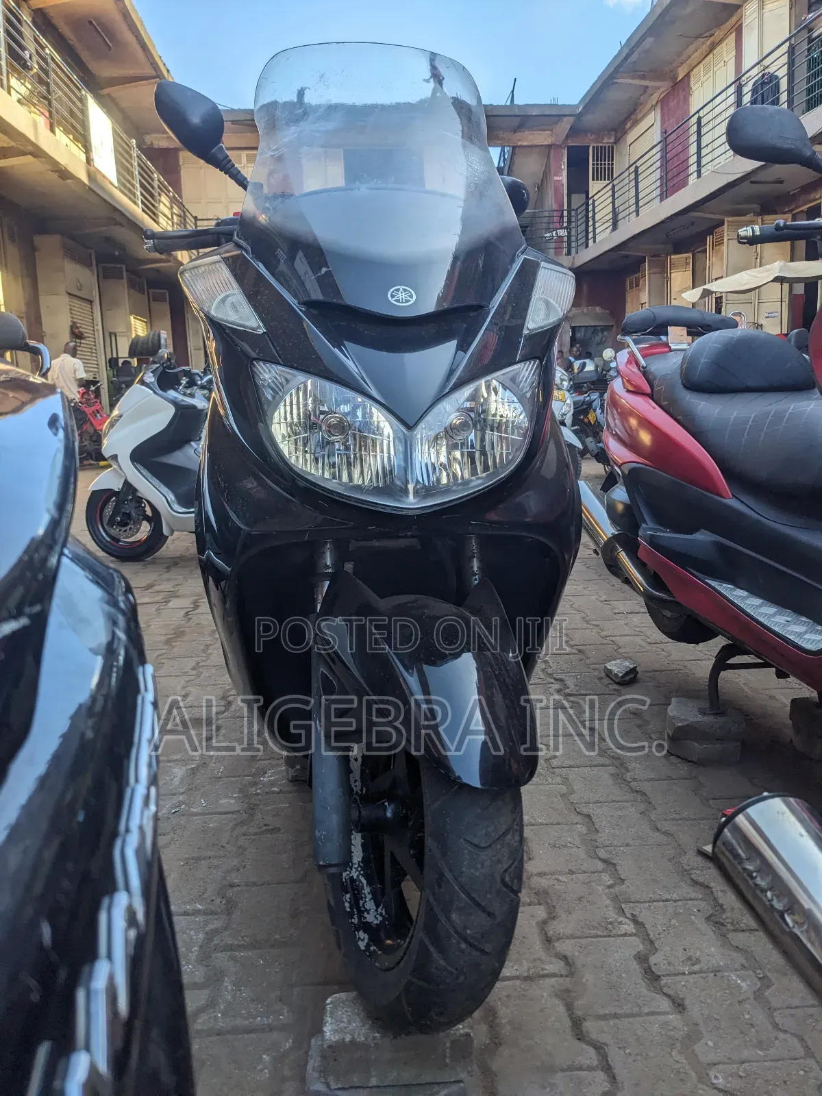 Yamaha Majesty 2022 Black